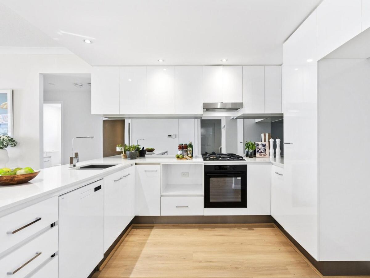 Broadwater 4 Bedroom